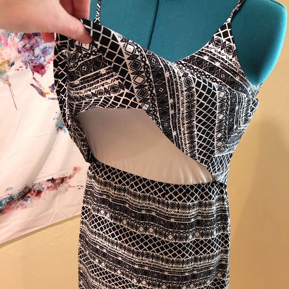 Layered Dress - Picture 4 of 6